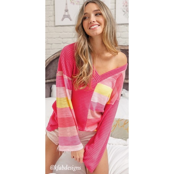 LAST 1! Fuchsia V Neck Lightweight Waffle Knit Color Block Top! - Picture 4 of 13